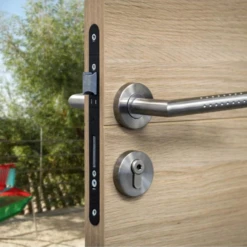 Boîtier Serrure Gâche Monomax NF Entraxe 70mm Carré 7mm Axe 50mm Noir