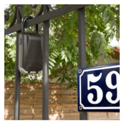 Master Lock Rangement Clés Sécurisé Select Access Rétroéclairée - MasterLock -Magasin D'Outils Pour La Maison Élégant photo mise en situation 3