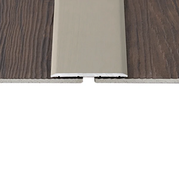 Seuil Plat Adhésif 1 Mètre En Alu Titane 4 Seuil Plat Adhésif 1 Mètre En Alu Titane – Image 2